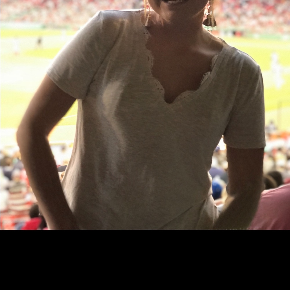 Francesca’s T-Shirt with Lace Detail